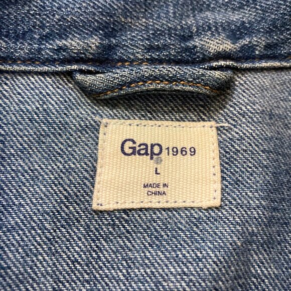 Gap 1969 Women's Iconic Jean Jacket Edgy Metal Studs, Classic Medium Fade, Large - Picture 3 of 15